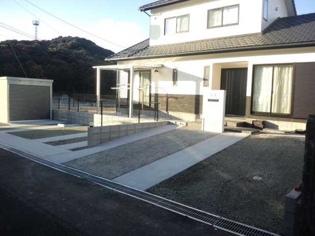 �V�z�O�\�{�H��@��܂��@�S�̑��@���������Îs